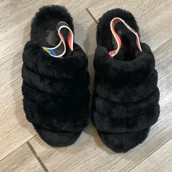 UGG Fluff Yeah Rainbow Strap Black Sling Back Slippers size 7 - Picture 1 of 8